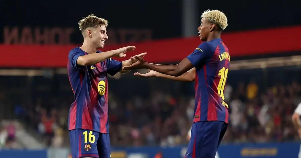 PP模拟器官网-继亚马尔后，费尔明是本赛季第二位进球助攻均上双的西甲球员